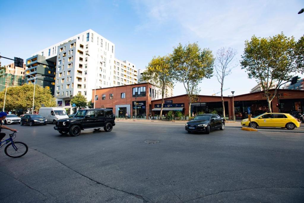 Luxury Apartment At Condor Center Tiranë Luaran gambar